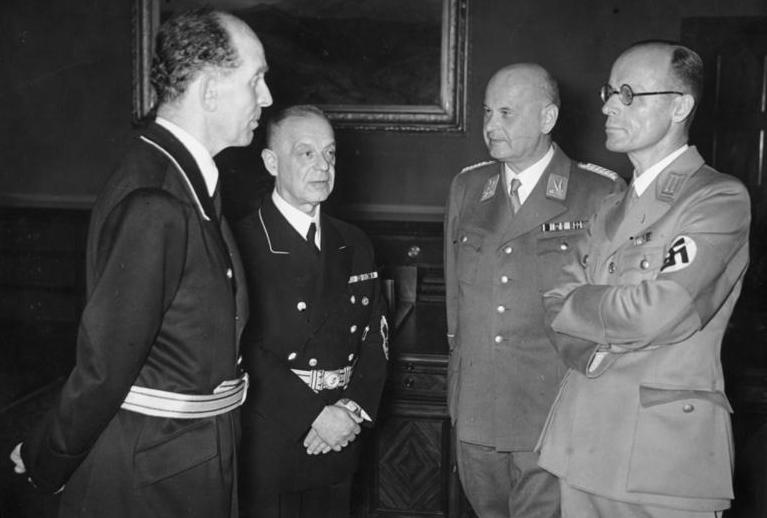ナチスの人種理論：Nazi racial theories